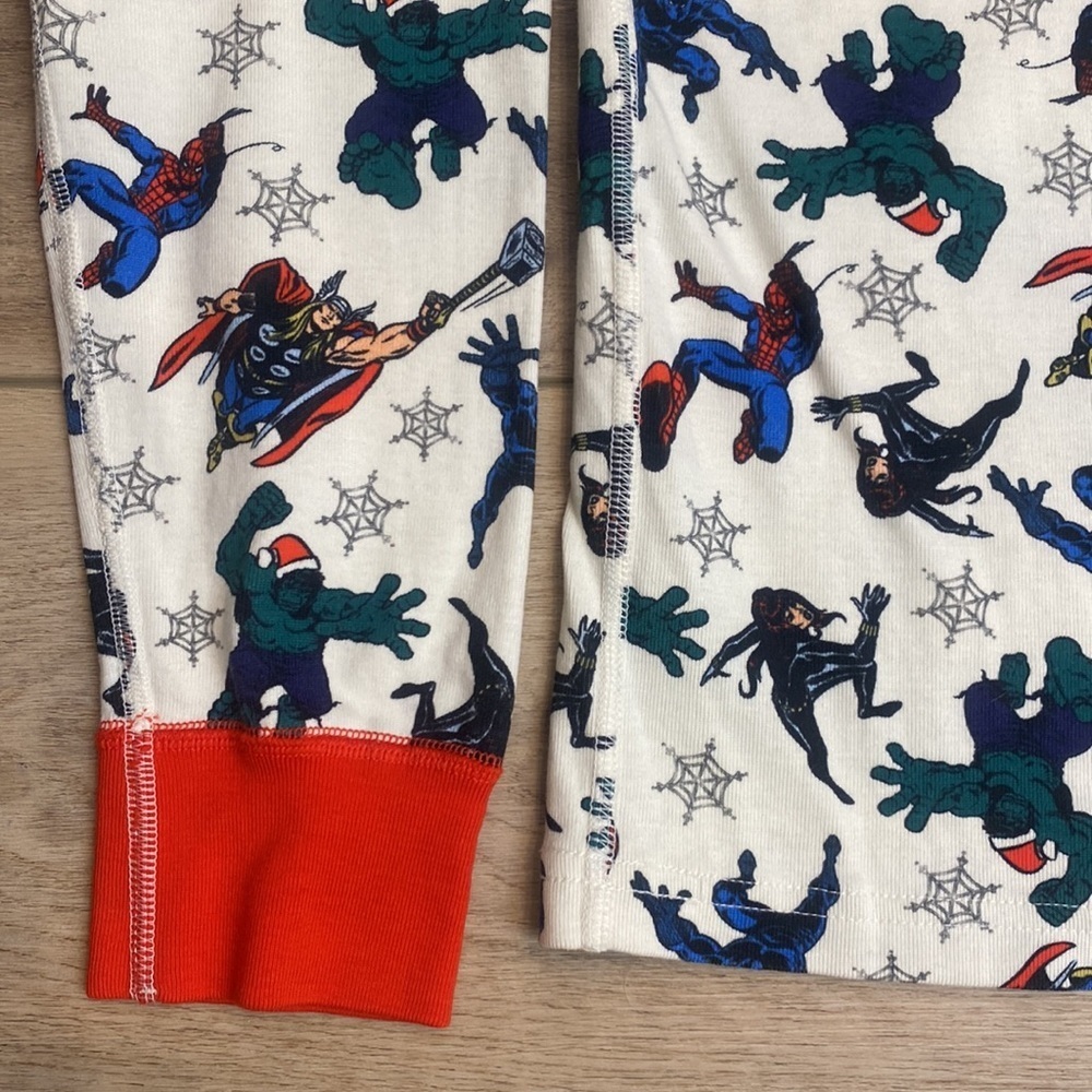 Hanna Andersson |‎ Marvel Avengers | Christmas Pajama Top - Picture 9 of 13
